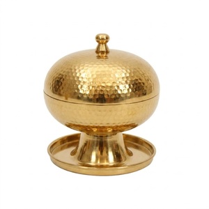 Cuenco de cobre artesanal para dátiles árabes con tapa y bandeja, plato de lujo martillado para servir, decoración para Ramadán y Eid, estilo turco vintage. - Product Image 2