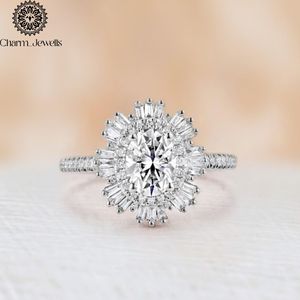 Anillo de Compromiso Clásico con Moissanita Corte Cojín para Mujer Charm_Jewells, Diseño Floral, Engaste de Garras, Certificado IGI, Bañado en Rodio - Product Image 4