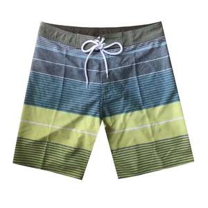 Shorts de bain pour hommes, extensibles dans 4 directions, séchage rapide, légers, pour la plage, design personnalisé - Product Image 5