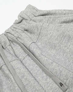 Wholesale Men Casual Shorts New Fashion Men's Light Gray <b>Elastic</b> Waist Shorts Fitness Breathable Relaxed Fit Shorts with Pockets - Product Image 5