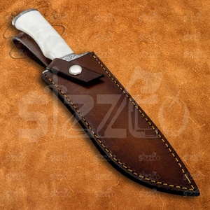 Couteau Bowie à pointe clip en acier Damas de qualité industrielle, marque SIZZCO, fabriqué à la main, garantie 3 ans, manche en résine nacrée, cadeau idéal - Product Image 6