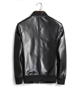 แจ็คเก็ตหนังแท้กันน้ำสีดำเรียบง่ายสำหรับผู้ชาย  แจ็คเก็ตหนังลำลองทันสมัยสำหรับฤดูหนาว  เสื้อคลุมผู้ชาย  CP-MLJ-01 - Product Image 2