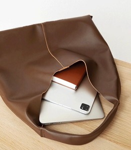 New Trendy Stylish Leather Zipper Closure Leather <b>Bag</b> Hobo Classic Color All Seasons Custom Logo Easy Carry Leather <b>Bag</b> Hobo - Product Image 5