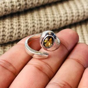 Anillo de latón geométrico con peridoto, chapado en plata, para mujer, con piedra preciosa, venta al por mayor - Product Image 6