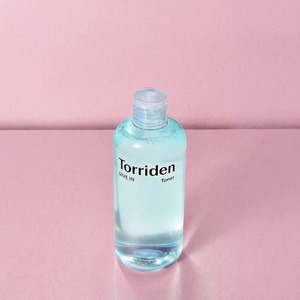 Tori CellPlus+ Gentle Hyaluronic Acid Cleansing Water <b>Spray</b> 500ml-<b>Moisturizing</b> Luxury Formula for All Skin Types Low Irritation - Product Image 5