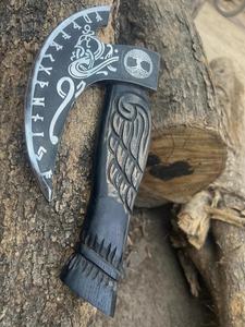 Cortador de Pizza Estilo Vikingo Hecho a Mano, Cuchilla Grabada de Acero con Alto Contenido de Carbono, Mango de Madera, Grado Industrial Personalizado, Pasha Enterprises - Product Image 2