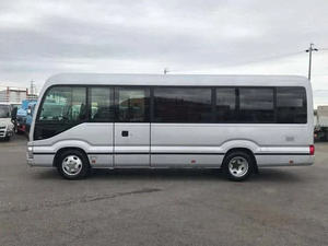Autobús Toyota Coaster 2019 de 24 Plazas - Furgoneta de Pasajeros Diésel Confiable para Transporte y Turismo - Product Image 2