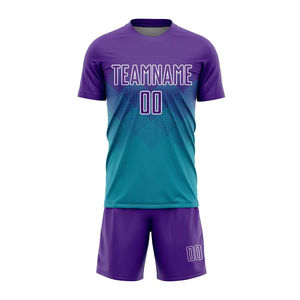 Uniformes de Fútbol Transpirables Totalmente Personalizables, Uniformes Deportivos para Equipos, Sublimados, 100% Poliéster, Absorbentes de Humedad, Protección UV - Product Image 1