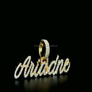 Collar con Placa Personalizada de Moissanita, Colgante con Letras Mayúsculas, Chapado en Oro Personalizado - Product Image 3