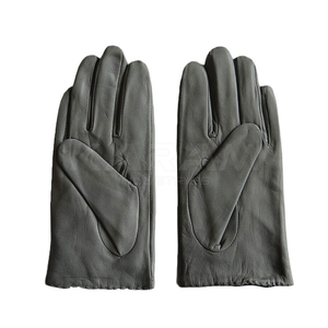 Guantes de Cuero Premium para Invierno, Forro Interior Aislante, Costuras Elegantes para una Protección Contra el Frío con Estilo - Product Image 2
