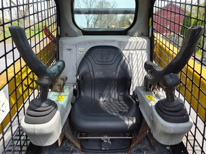 Cargadora Compacta de Orugas 257D 2014 con Cabina Cerrada, Máquina de Construcción de Alto Rendimiento - Product Image 4