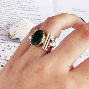 Bague en argent sterling 925 avec émeraude verte, faite à la main, ovale, bicolore, unisexe, style signet, bijou de fête, vente en gros - Product Image 3