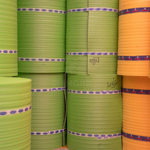 SYMBOL INDUSTRIES a fabriqué des rouleaux d'isolation non laminés de qualité supérieure pour la protection des murs, des toits et des sols. - Product Image 6