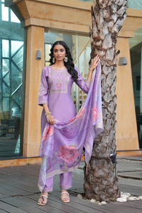 Beautiful Women's Purple <b>Kurti</b> Set 3/4 Sleeve Cotton Silk Full Stitched for Regular and Festive Occasions - Product Image 4