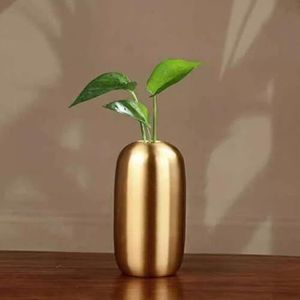 Florero Metálico Artístico con Atractivo Clásico para Decoración Festiva y Mejora del Hogar Diaria - Product Image 2