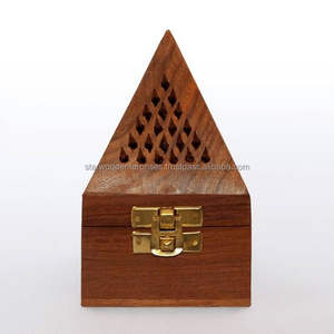 Quemador de incienso de madera natural hecho a mano, incensario religioso rústico con tapón de cilantro y recogedor de cenizas para la temporada de primavera - Product Image 6