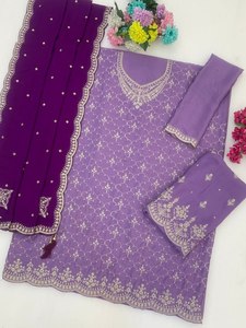 Ensemble Anarkali pour femme, violet, brodé, longueur ras du sol, avec dupatta, tenue traditionnelle indienne et pakistanaise, en rayonne. - Product Image 2