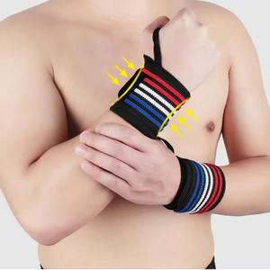ผ้าพันข้อมือยกน้ำหนักสำหรับออกกำลังกาย ราคาขายส่ง ป้องกันการบาดเจ็บ ปรับได้ดี ระบายอากาศได้ดี ผลิตจากผ้าฝ้าย 100% - Product Image 3