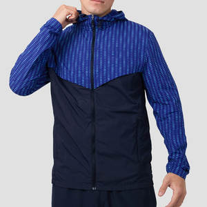 Nouvel ensemble de survêtement élégant en 100 % polyester avec veste à poches zippées double face, capuche ajustable et short à taille élastiquée - Product Image 3