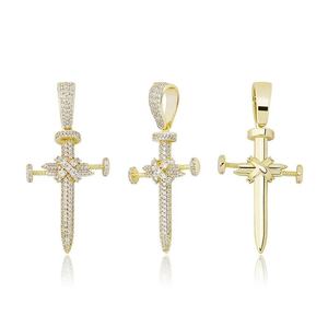 Colgante de Cruz Helada con Espada, Bañado en Oro, con Cristales, Joyería Hip Hop para Regalo y Fiesta - Product Image 1