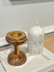 Quemador de incienso árabe marroquí más vendido, cúpula de hierro grabada con base de madera y diseño de luna creciente para países de Oriente Medio - Product Image 5