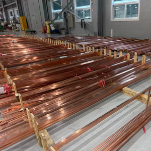 Barre de busbar en cuivre : Matériau Cuivre ETP (Electrolytic Tough Pitch) haute pureté [C1100] Conductivité Conductivité électrique supérieure - Product Image 1