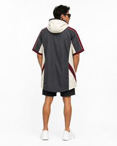 Robe de bain longue imperméable personnalisée pour hommes et femmes |   Veste de bain à capuche à séchage rapide |   OEM ODM Polyester Surf Beach - Product Image 4