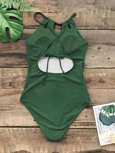 Ensemble de maillots de bain pour femmes, vêtements de bain personnalisés, vêtements de plage de haute qualité dans la catégorie Maillots de bain et vêtements de plage - Product Image 6