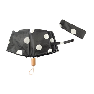 Parapluie compact INS 21 pouces à ouverture manuelle, style golf, coupe-vent, pliable en 3 sections, motif fleurs japonaises, pratique pour adultes - Product Image 1