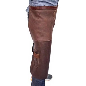 Protège-jambes de fermeur en daim personnalisé, robuste et réglable, pour le soin des sabots et la protection des jambes des chevaux - Product Image 2