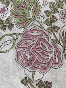 ผ้าฝ้ายพิมพ์ลายด้วยมือ – ลายดอกกุหลาบวินเทจ |   สีชมพูและสีเขียว |   สิ่งทอทำมือจากอินเดีย - Product Image 2