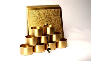 Boîtes à épices et poivriers carrés de 8 pouces en laiton massif Bold Blossom, faites à la main, 100 % laiton pur, qualité alimentaire, écologiques - Product Image 3