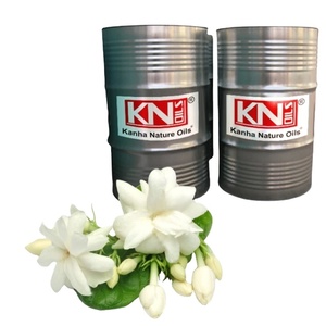 Kanha Nature Oils Le plus grand fabricant réputé d'Inde offre JASMINE GRANDIFLORUM ABSOLUTE Huile essentielle de noix de coco en gros - Product Image 3