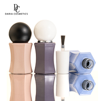 Flacon de vernis à ongles en verre de 7 ml, personnalisable avec logo, échantillon gratuit, conteneur de gel pour l'amélioration des ongles, directement de l'usine