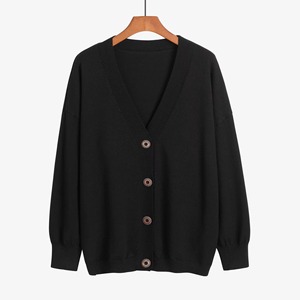 Cardigan en tricot respirant pour homme en laine/nylon, anti-plis, col en V ample, couleur unie, avec broderie et poignets et ourlet côtelés, collection automne - Product Image 1