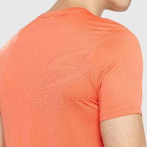 T-shirt de sport en maille douce et confortable, coupe ajustée, manches courtes, respirant, écologique, pour la salle de sport, la course à pied et le fitness quotidien - Product Image 6