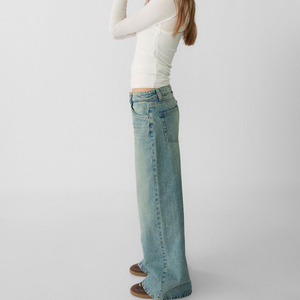 Jeans de mezclilla de cintura media para mujer, de pierna recta, con botones y cremalleras, de color lavado, informales, a la moda y sencillos, al por mayor - Product Image 2