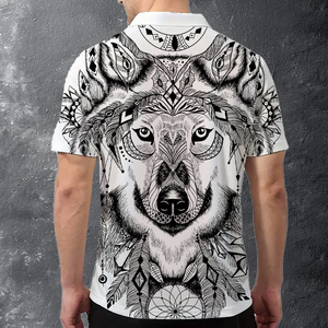 Polo artístico Dreamcatcher Wolf para hombre |   Camiseta Digital Sublimada con Cierre de 1/4 |   Ropa Casual Urbana con Motivos de Animales en Estilo Étnico - Product Image 5