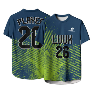 Maillots de football personnalisés en gros, ensemble uniforme de football sublimé, anti-humidité, 100 % polyester, manches courtes, tenue d'équipe OEM - Product Image 3