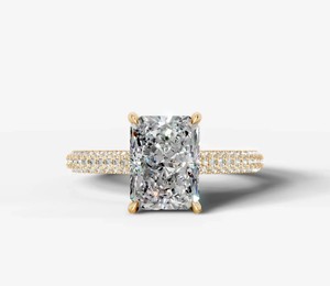 Anillo de compromiso de lujo con moissanita de corte radiante de 5.25 quilates, engaste de puntas, certificado, plata de ley 925 chapada en oro amarillo - Product Image 1