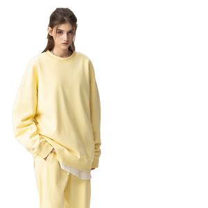 Sweatshirts personnalisés pour hommes Vente en gros en vrac Sweatshirts à col ras du cou Taille et étiquetage personnalisés Sweatshirts en coton personnalisés pour hommes - Product Image 1