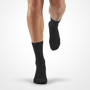 Chaussettes de compression pour femmes, vêtements de sport en gros, chaussettes de course personnalisées, paire de chaussettes de compression pour le cyclisme - Product Image 3