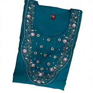 Traje de Diseño Moderno Indio-Pakistaní en Tela Marina de Seda con Bordado Multihilo, Último Modelo Exclusivo para Mujer, Ropa Étnica para Fiestas y Bodas - Product Image 1