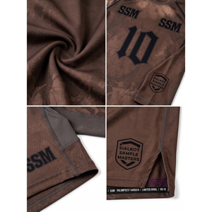 เสื้อแรชการ์ดแขนยาวผู้ชาย 200GSM โพลีเอสเตอร์ผสมอีลาสเทน สำหรับ BJJ MMA ป้องกันแสงแดด รับผลิตแบบ OEM พร้อมสกรีนโลโก้ - Product Image 4
