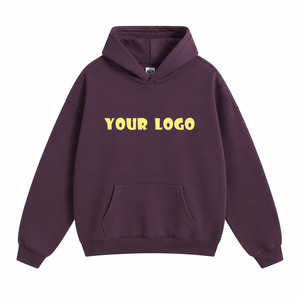 Sweat à capuche unisexe en molleton de coton, couleur prune foncé, coupe oversize, épaules légèrement tombantes, avec cordons de serrage et poche kangourou, manches longues, logo personnalisé - Product Image 1