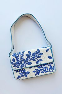 Bolso de mano informal con asa bordada multicolor y cuentas, artesanía india hecha a mano, color personalizable, exportaciones de Craftera - Product Image 5