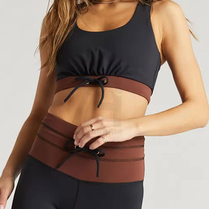 Conjunto de Yoga para Mujer de Material Transpirable, Suave y Duradero, Estilo Único, Calidad Premium, Precio Bajo, de Alexandria Industries - Product Image 4