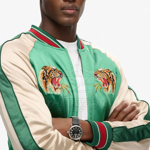 Chaqueta Sukajan de Alta Calidad, Diseño Bordado en la Parte Delantera, Transpirable, Ecológica, Ligera y Cómoda - Product Image 4