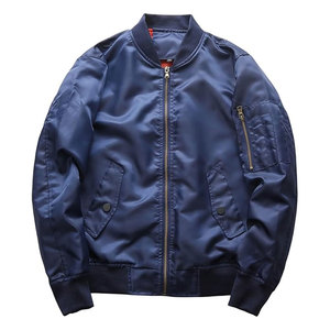 แจ็คเก็ตบอมเบอร์ผ้าซาตินสำหรับผู้ชาย แจ็คเก็ตแขนยาวแบบลำลอง น้ำหนักเบา มีซิป แต่งลายควิลท์ มีกระเป๋า  แจ็คเก็ตกันลมทันสมัย - Product Image 6