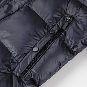 Veste d'hiver matelassée brillante personnalisée OEM avec capuche, imperméable, chaude et épaisse pour homme - Product Image 6
